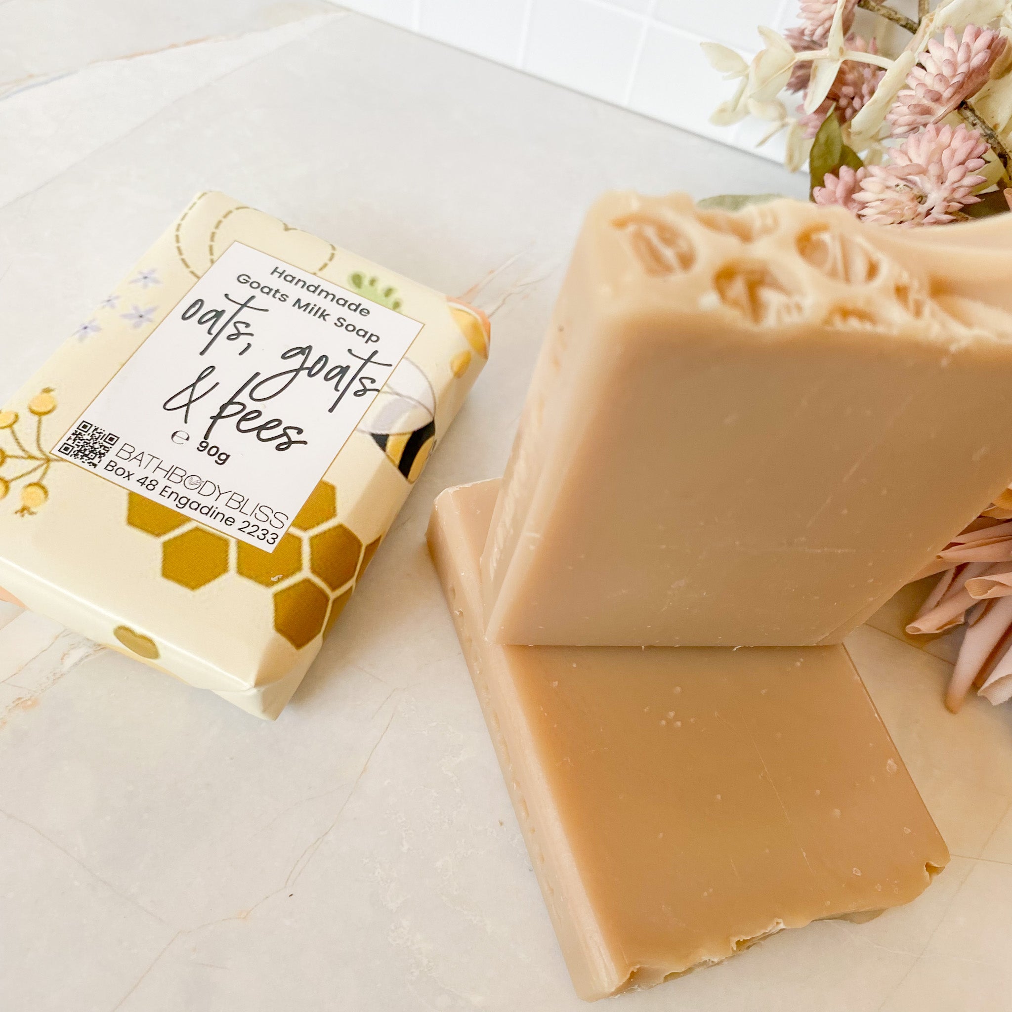 Oats Goats & Bees - Handmade Goatsmilk Soap with Oatmeal & Honey