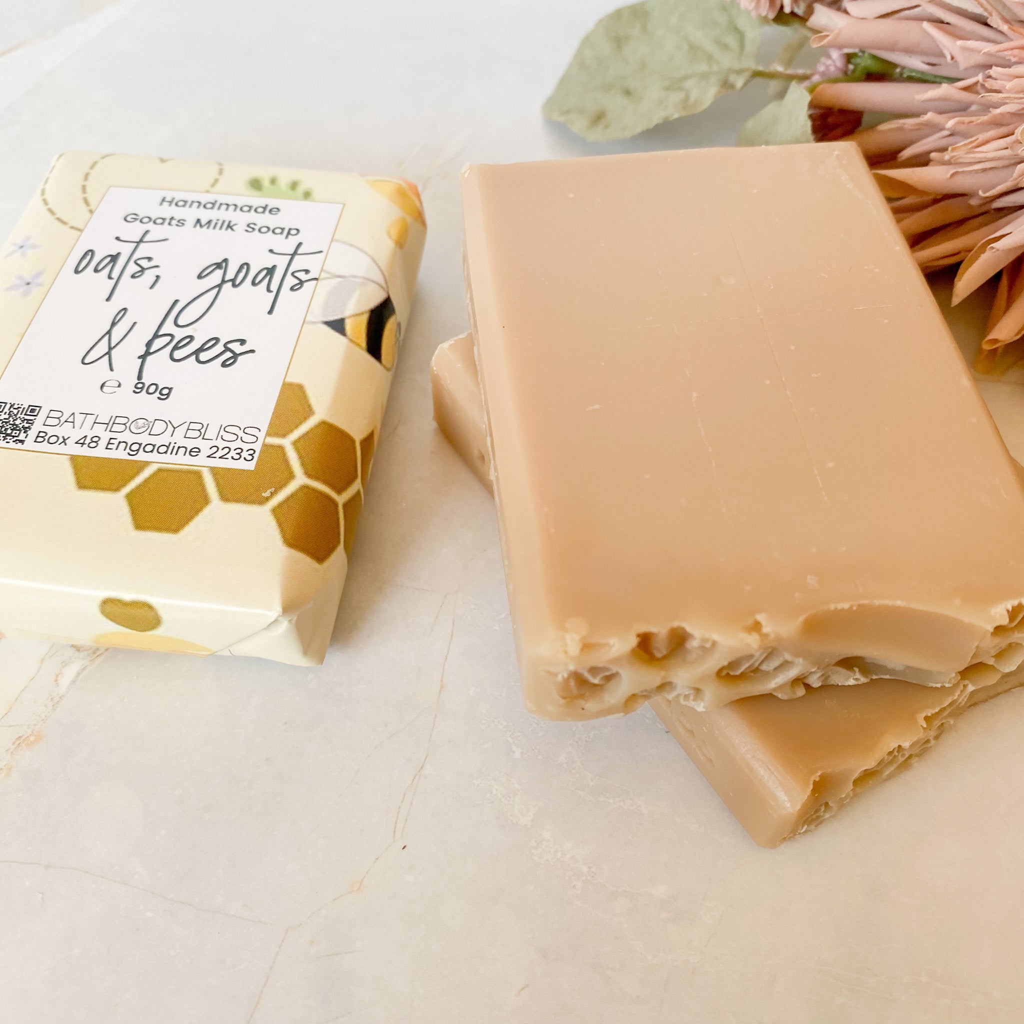 Oats Goats & Bees - Handmade Goatsmilk Soap with Oatmeal & Honey