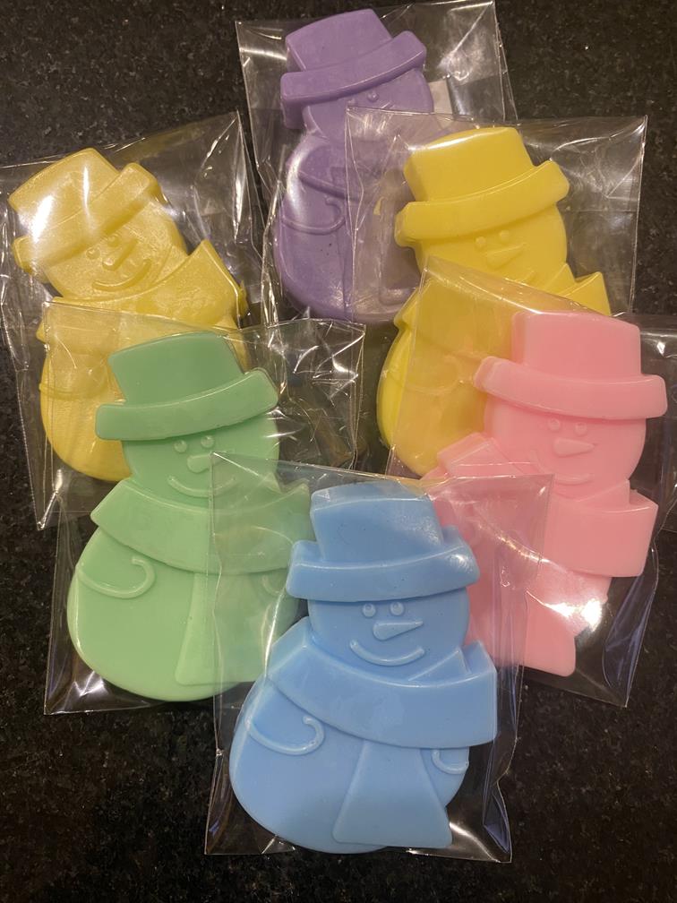 handmade-Christmas-Snowman-goatsmilk-guest-soaps